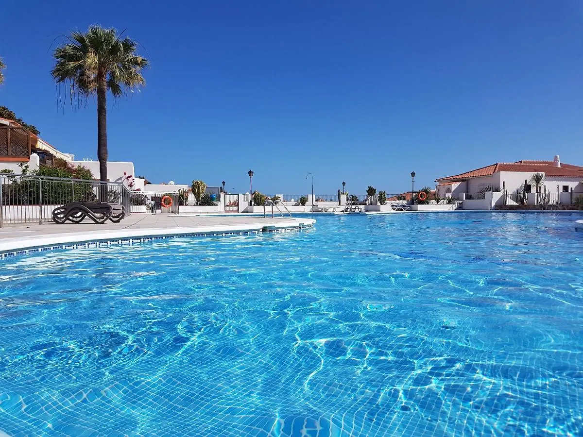 アデヘCasa Playa Del Duque 2 In 1St Sea Line Directly At The Beach, Heated Pool, Wifiアパートメント 0*, アデヘ スペイン