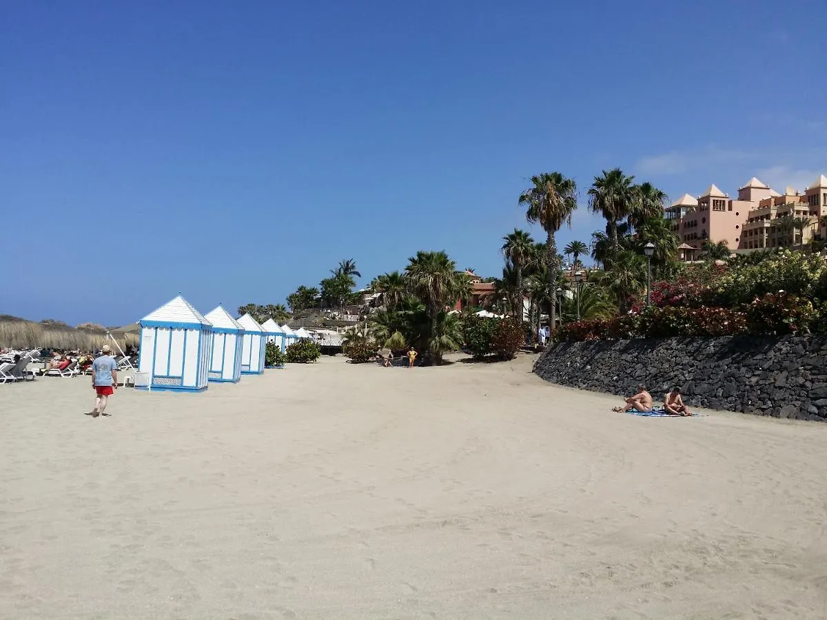 アデヘCasa Playa Del Duque 2 In 1St Sea Line Directly At The Beach, Heated Pool, Wifiアパートメント アパート アデヘ