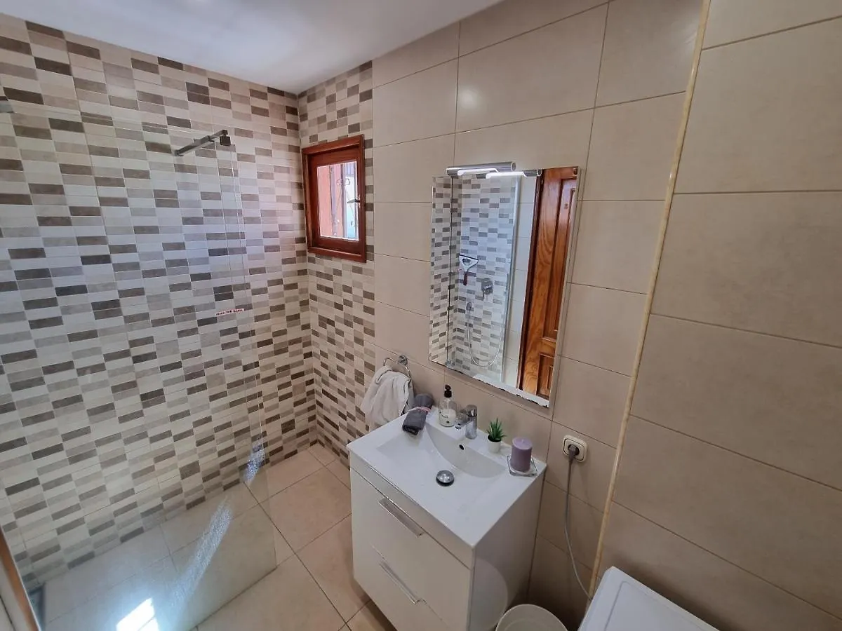アデヘCasa Playa Del Duque 2 In 1St Sea Line Directly At The Beach, Heated Pool, Wifiアパートメント スペイン