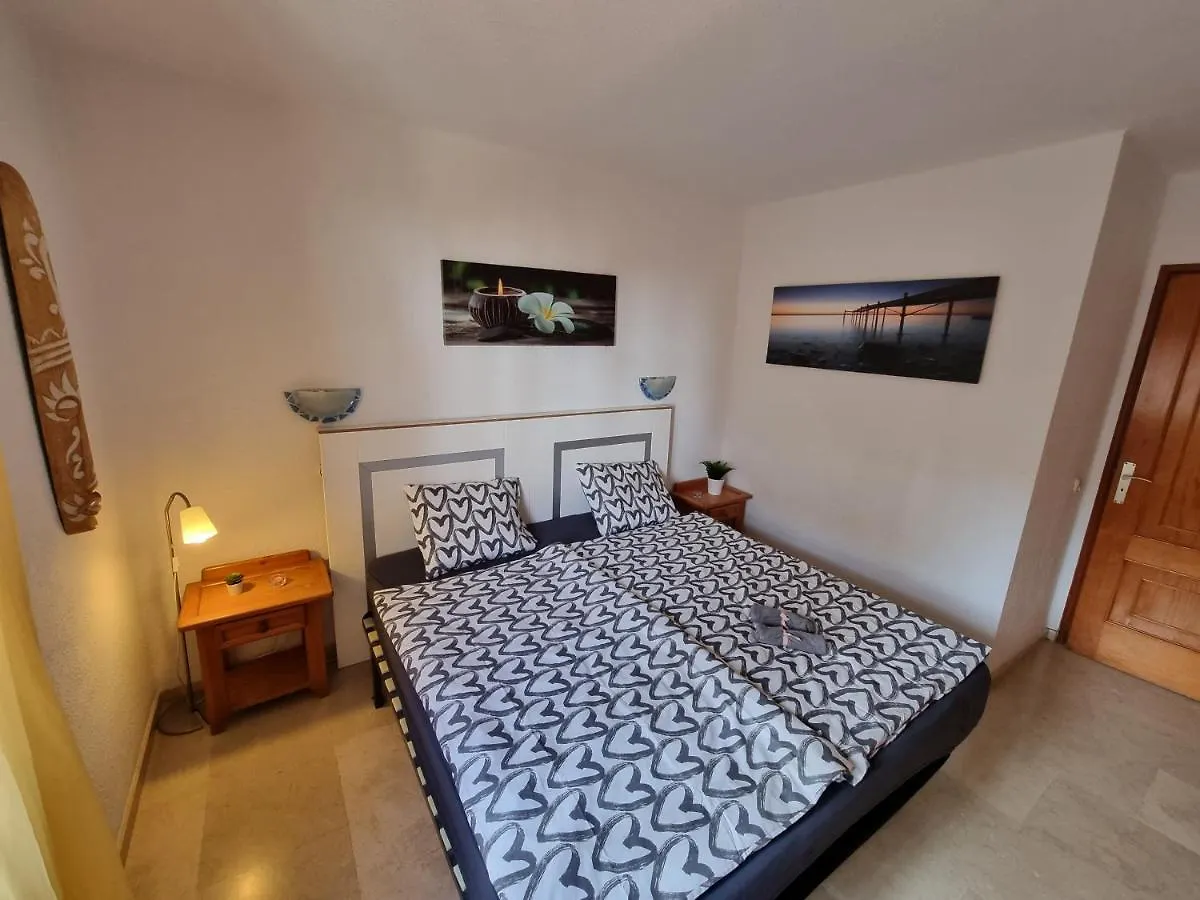アデヘCasa Playa Del Duque 2 In 1St Sea Line Directly At The Beach, Heated Pool, Wifiアパートメント アデヘ