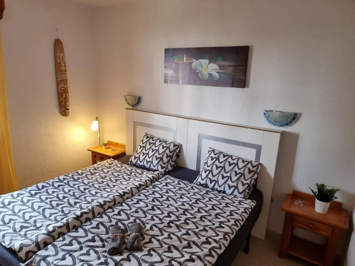 アパート アデヘCasa Playa Del Duque 2 In 1St Sea Line Directly At The Beach, Heated Pool, Wifiアパートメント